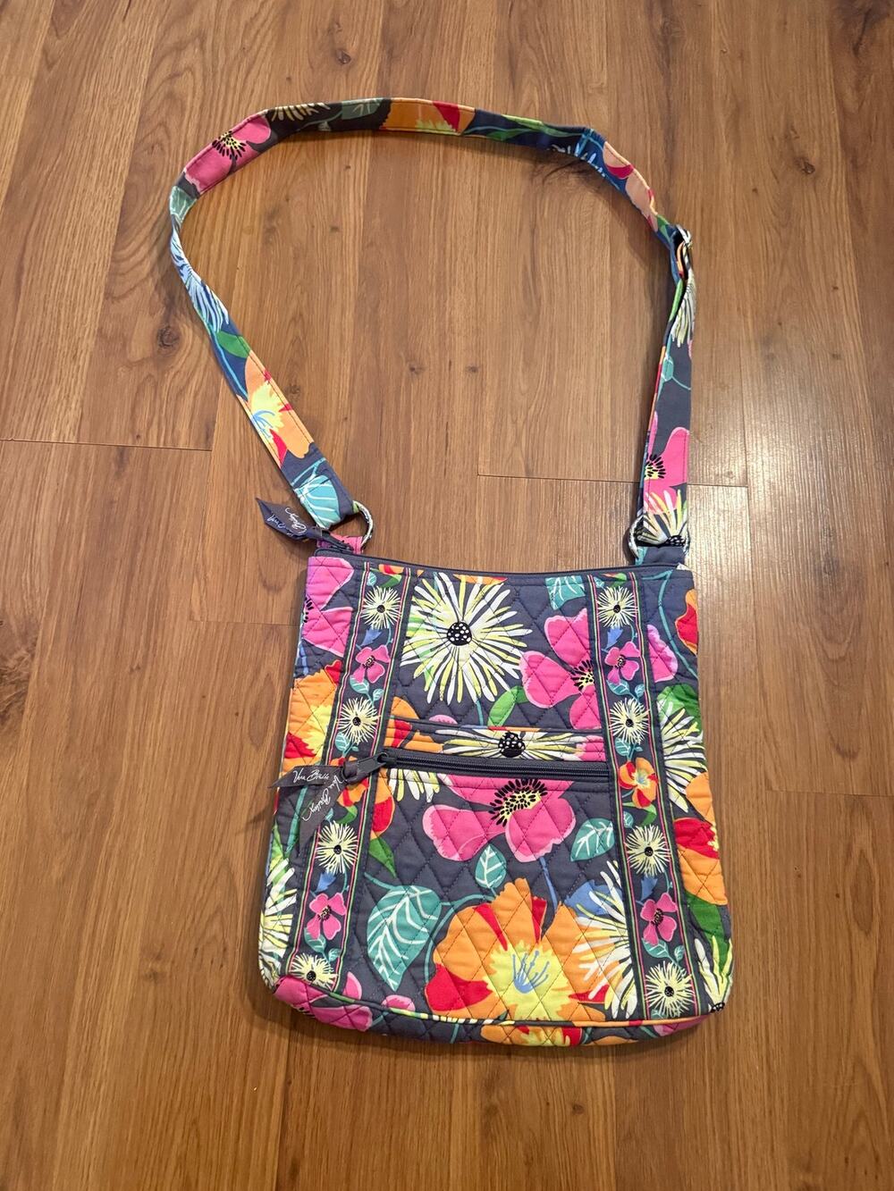 Vera Bradley Gray Floral Hipster Crossbody Bag Jazzy Blooms Travel Purse Cute